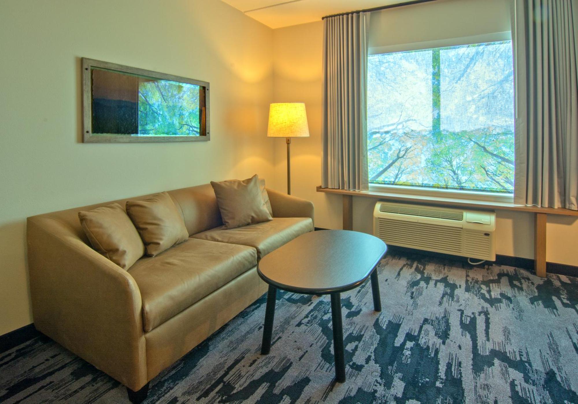 Fairfield Inn & Suites By Marriott Nashville Airport Exterior photo